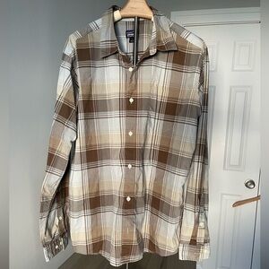 Patagonia | Men’s Organic Cotton Brown Plaid Button Down Shirt Front Pocket